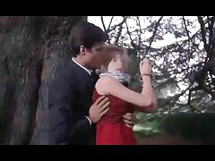 Lắc ngực theo phim sex online moi nhịp điệu chết tiệt.